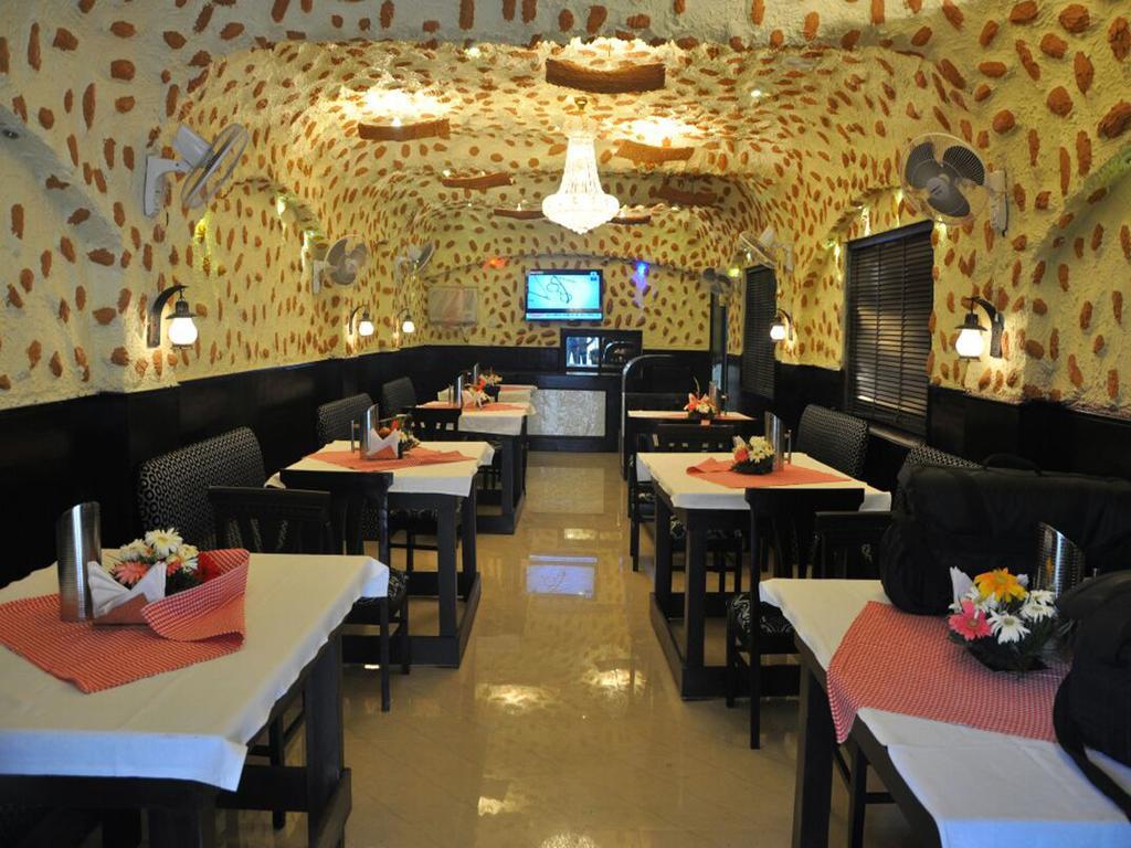 Hotel New Park Plaza 하리드와르 외부 사진